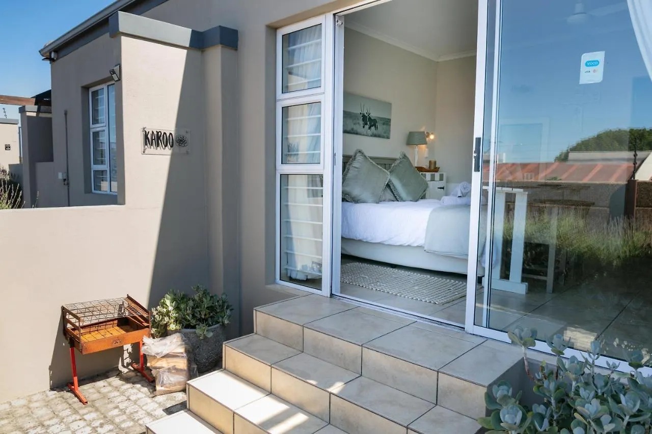 35 On Mentz Otel Edgemead