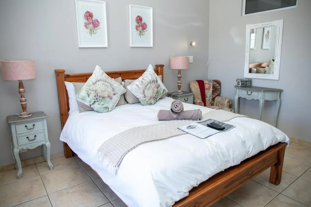 35 On Mentz Otel Edgemead Konukevi